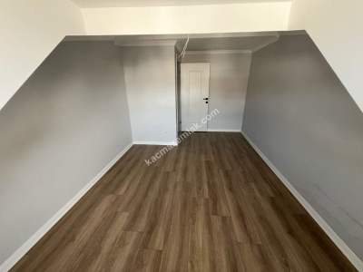 Altıntepede Bostancıya Komşu Katta Lüks 2+1 15