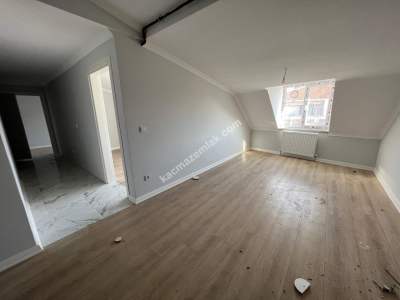 Altıntepede Bostancıya Komşu Katta Lüks 2+1 3