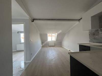 Altıntepede Bostancıya Komşu Katta Lüks 2+1 32