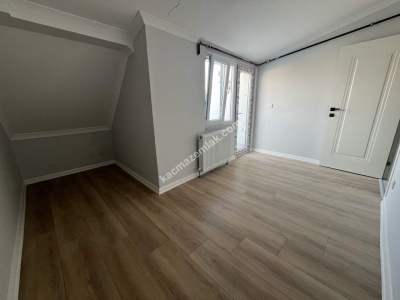 Altıntepede Bostancıya Komşu Katta Lüks 2+1 27