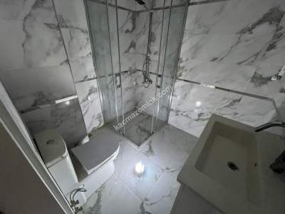 Altıntepede Bostancıya Komşu Katta Lüks 2+1 18