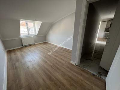 Altıntepede Bostancıya Komşu Katta Lüks 2+1 13