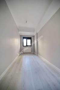 Altıntepe'de Kapalı Mutfaklı Balkonlu Sıfır 3+1 15