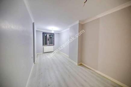 Altıntepe'de Sokağa Cepheli Sıfır 2+1 Kiralık Daire 5