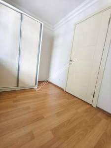 Altıntepe Minibüs Yolunda Bahçe Teras Kullanımlı 2+1 9