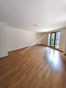 Altıntepe Minibüs Yolunda Bahçe Teras Kullanımlı 2+1 12