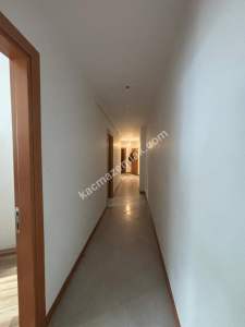 Maltepe Aydınevlerdemetronun Dibinde Sitede Kiralık 2+1 12