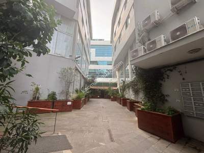 Maltepe Aydınevlerdemetronun Dibinde Sitede Kiralık 2+1 20