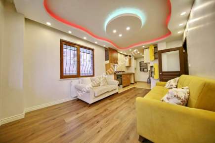 Maltepe Bağlarbaşı'nda Minibüs Yoluna 4.Binada 1+1 2