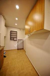 Maltepe Bağlarbaşı'nda Minibüs Yoluna 4.Binada 1+1 7