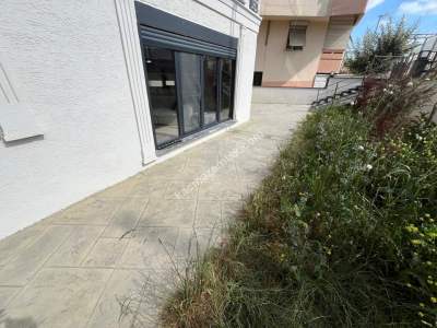 İdealtepe Sahilde Ön Cephe Lüks Eşyalı 1+1 11