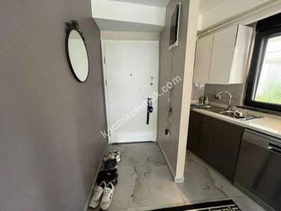 İdealtepe Sahilde Ön Cephe Lüks Eşyalı 1+1 34