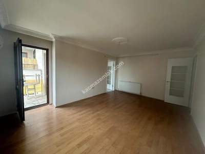 Maltepe Girne Mh'de Metroya 5Dk Mesafede Kiralık 2+1 2