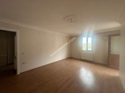 Maltepe Girne Mh'de Metroya 5Dk Mesafede Kiralık 2+1 7