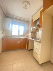 İdealtepede 6 Yıllık Genç Binada Ebeveynli 2+1 4