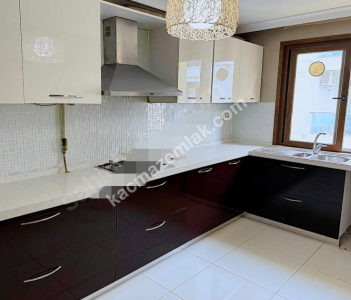 İdealtepe Marmaray Sahilde Güvenlikli, 2 Otopark 5+1 2