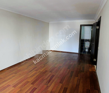 Sahilpark Konakları Ön Cephe Özel Otoparklı 5+1 4