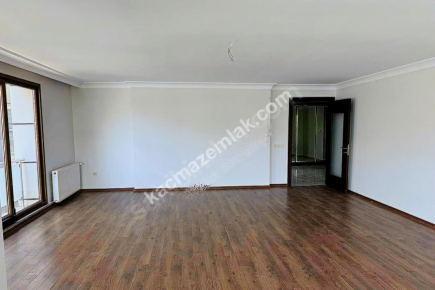 Sahilpark Konakları Ön Cephe Özel Otoparklı 5+1 24