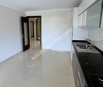 Sahilpark Konakları Ön Cephe Özel Otoparklı 5+1 14