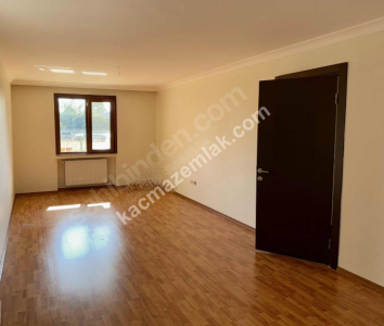 İdealtepe Sahilpark Konaklarında Geniş 3+1 3