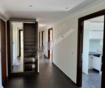 İdealtepe Sahilpark Konaklarında Geniş 3+1 25