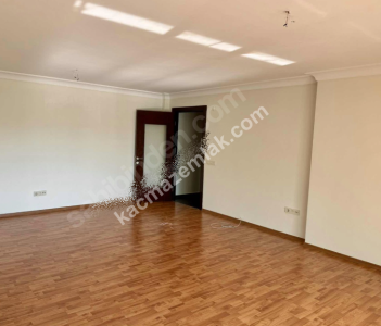 İdealtepe Sahilpark Konaklarında Geniş 3+1 20