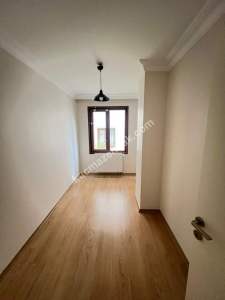 İdealtepe De Ayrı Mutfaklı Balkonlu 1.Kat 3+1 Daire 9