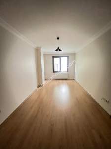 İdealtepe De Ayrı Mutfaklı Balkonlu 1.Kat 3+1 Daire 8