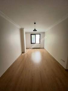 İdealtepe De Ayrı Mutfaklı Balkonlu 1.Kat 3+1 Daire 11