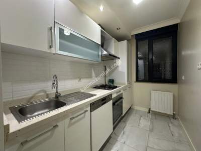 İdealtepe Koru'da Genç Yapıda Ayrı Mutfak Geniş 2+1 2