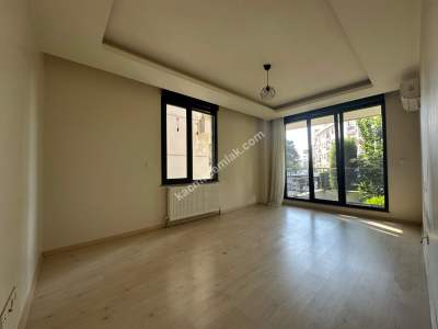 İdealtepe Koru'da Genç Yapıda Ayrı Mutfak Geniş 2+1 7