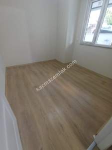 Küçükyalıda Yeni Binada Bahçe Teras Kullanımlı 1+1 15