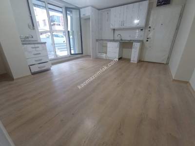 Küçükyalıda Yeni Binada Bahçe Teras Kullanımlı 1+1 1