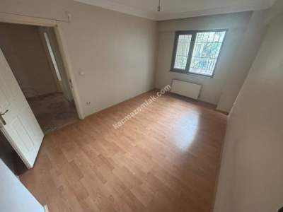 Küçükyalıda Yeni Binada 2+1 Bahçe Kullanımlı Daire 5