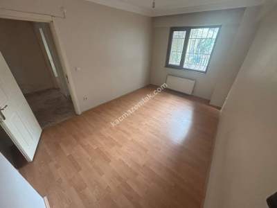 Küçükyalıda Yeni Binada 2+1 Bahçe Kullanımlı Daire 4