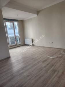 Çınar'da Metroya Yakın Yeni Binada Kiralık 3+1 6