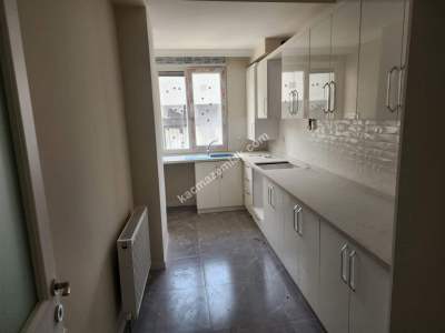 Çınar'da Metroya Yakın Yeni Binada Kiralık 3+1 4