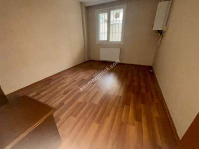 Yeni Binada 1+1 Bahce Kullanımlı Süper Konumda Daire 16