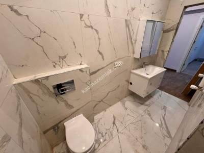 Acıbademde Sıfır Binada Kapalı Mutfaklı Kiralık 1+1 13