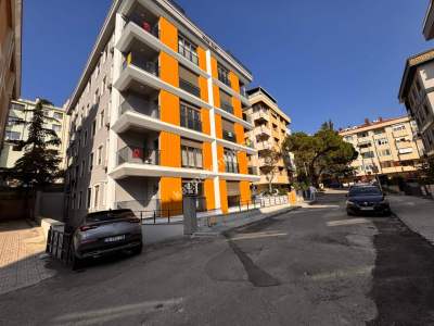 Acıbademde Sıfır Binada Kapalı Mutfaklı Kiralık 1+1