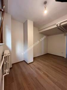 Acıbademde Alsancak Sitesinde Kiralık 2+1 Daire 21