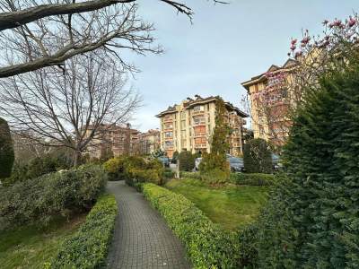 Acıbademin Prestijli Sitesi ''Çamlıca Konaklarında' 11