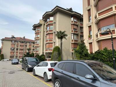 Acıbademin Prestijli Sitesi ''Çamlıca Konaklarında' 6