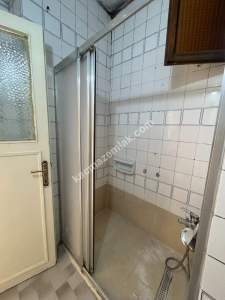 Ünalan Mah 2.Kat 85 M2 Balkonlu Mutfak Yenilenmiş Daire 30