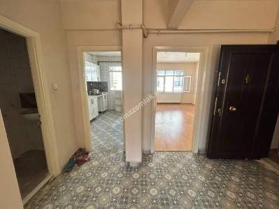 Ünalan Mah 2.Kat 85 M2 Balkonlu Mutfak Yenilenmiş Daire 2