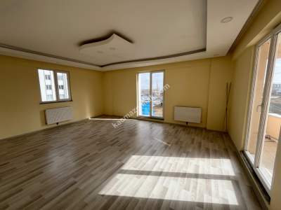 Kars Merkezde Kiralık Daire 11