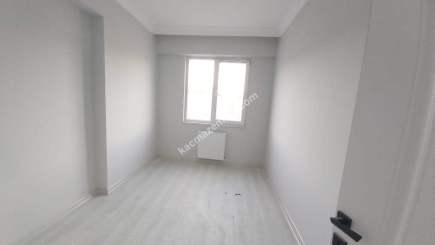 Kayseri Develi Mehmetakifersoy Mah Kiralık Daire 17