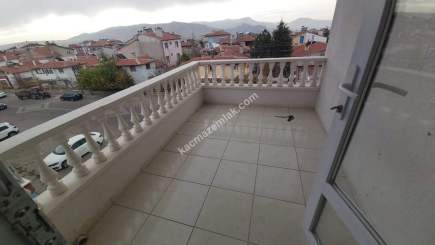 Kayseri Develi Mustafa Asım Köksal Mah Kiralık Daire 8
