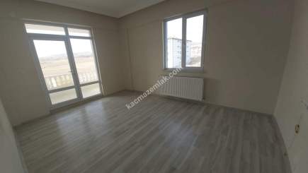 Kayseri Develi Mustafa Asım Köksal Mah Kiralık Daire 3