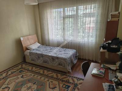 Kaçmaz Emlak'tan Derince'de Kiralık 3+1 Daire 3